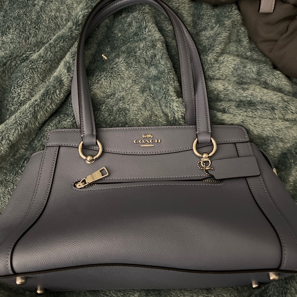 Light blue coach leather shoulder bag